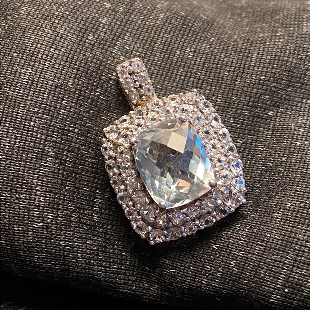 Elegant Silver 925 and Aqua Pendant Necklace